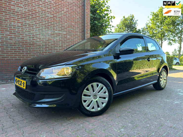 Volkswagen-Polo-0