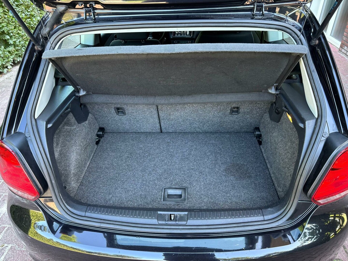 Volkswagen-Polo-12