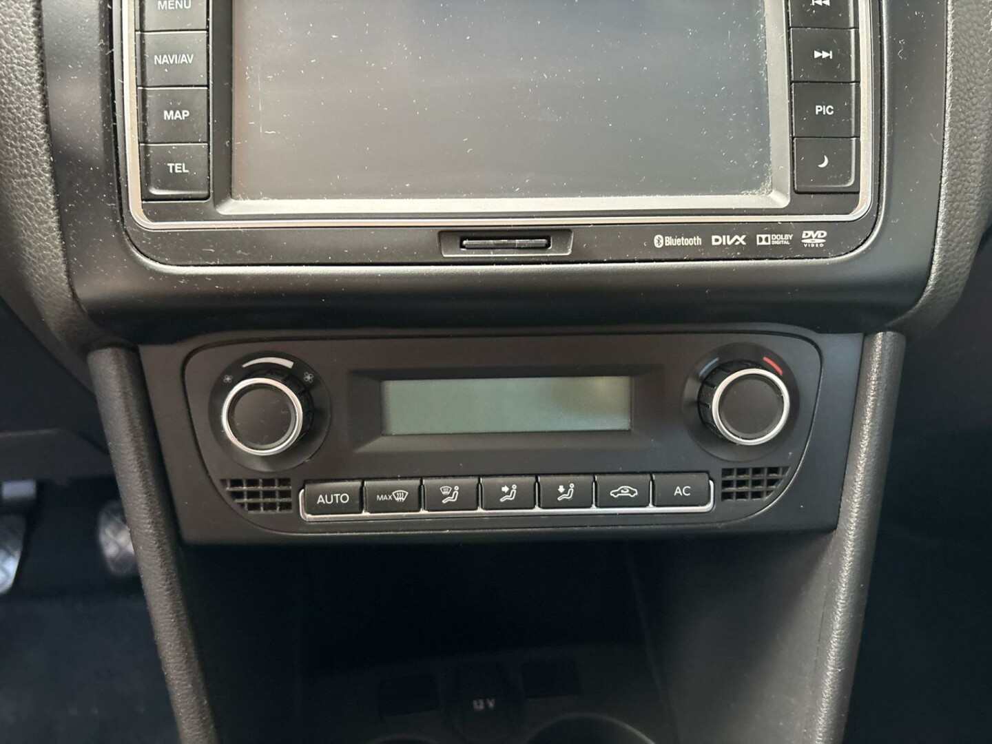 Volkswagen-Polo-24
